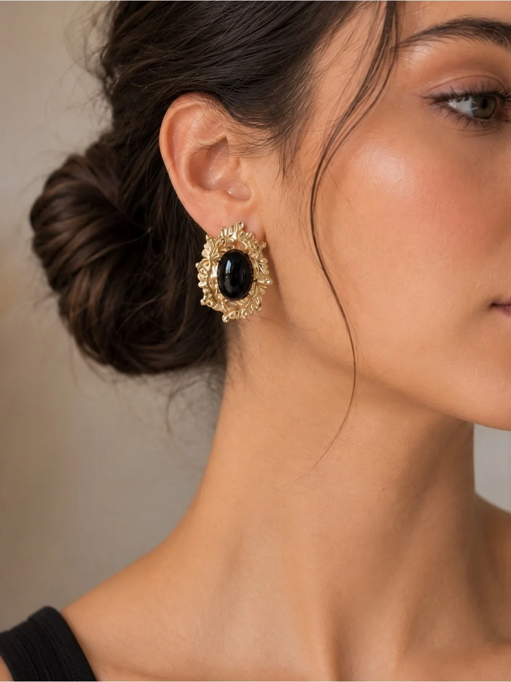 Vintage Gold Filigree Black Earrings